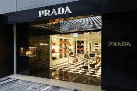 fondazione prada cerca personale hostess|prada offerta di lavoro.